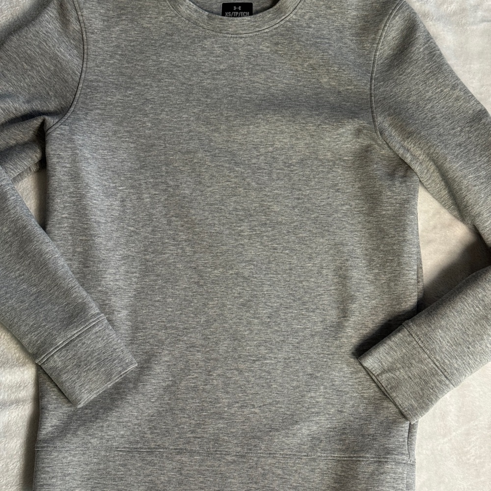 Women's Under Armour Crew Neck Sweatshirt Size XS‎ Gray Long Sleeve - Picture 2 of 4